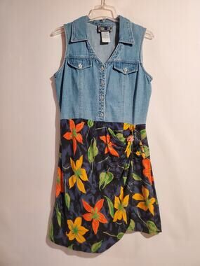 Vtg True Blue Wrap Skort Floral Denim Button Romper Size 9/10 90s Sleeveless